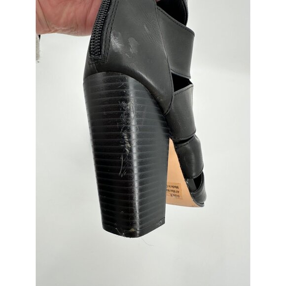 NY&C Black Cutout Bootie Faux leather Women 8 Black Point Toe Ankle - Picture 7 of 11